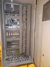 Zdjęcie projektu modernizacji sterowania prasy do kory